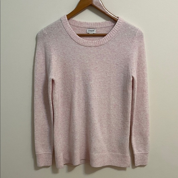 J. Crew Sweaters - J. Crew Women's Sweater XS Crew Neck Light Pink Bubblegum Cozy Chic Stretchy